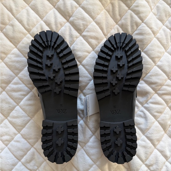 Zara Black and Leopard Print Loafers - Picture 4 of 5